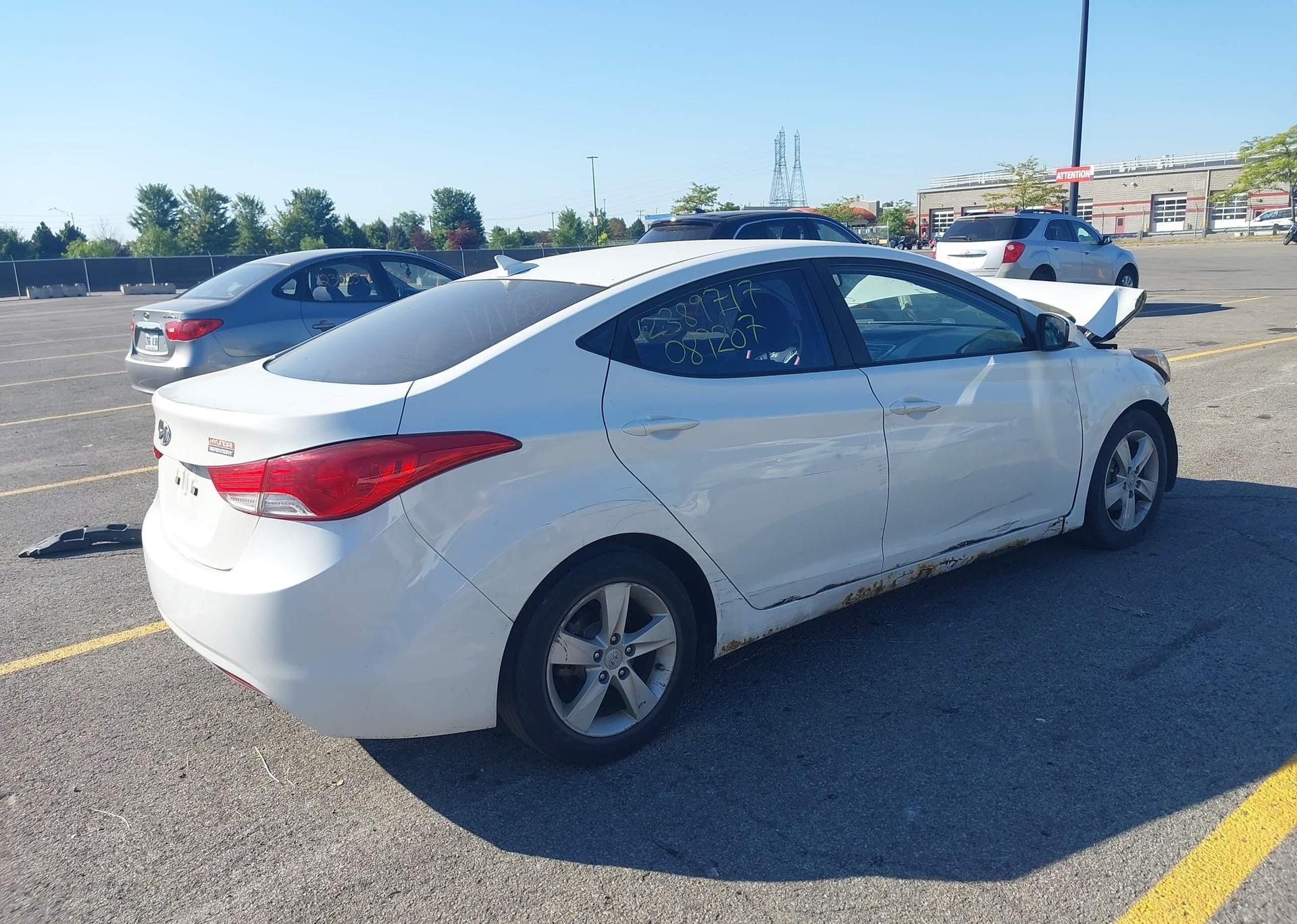 2012 HYUNDAI ELANTRA GLS