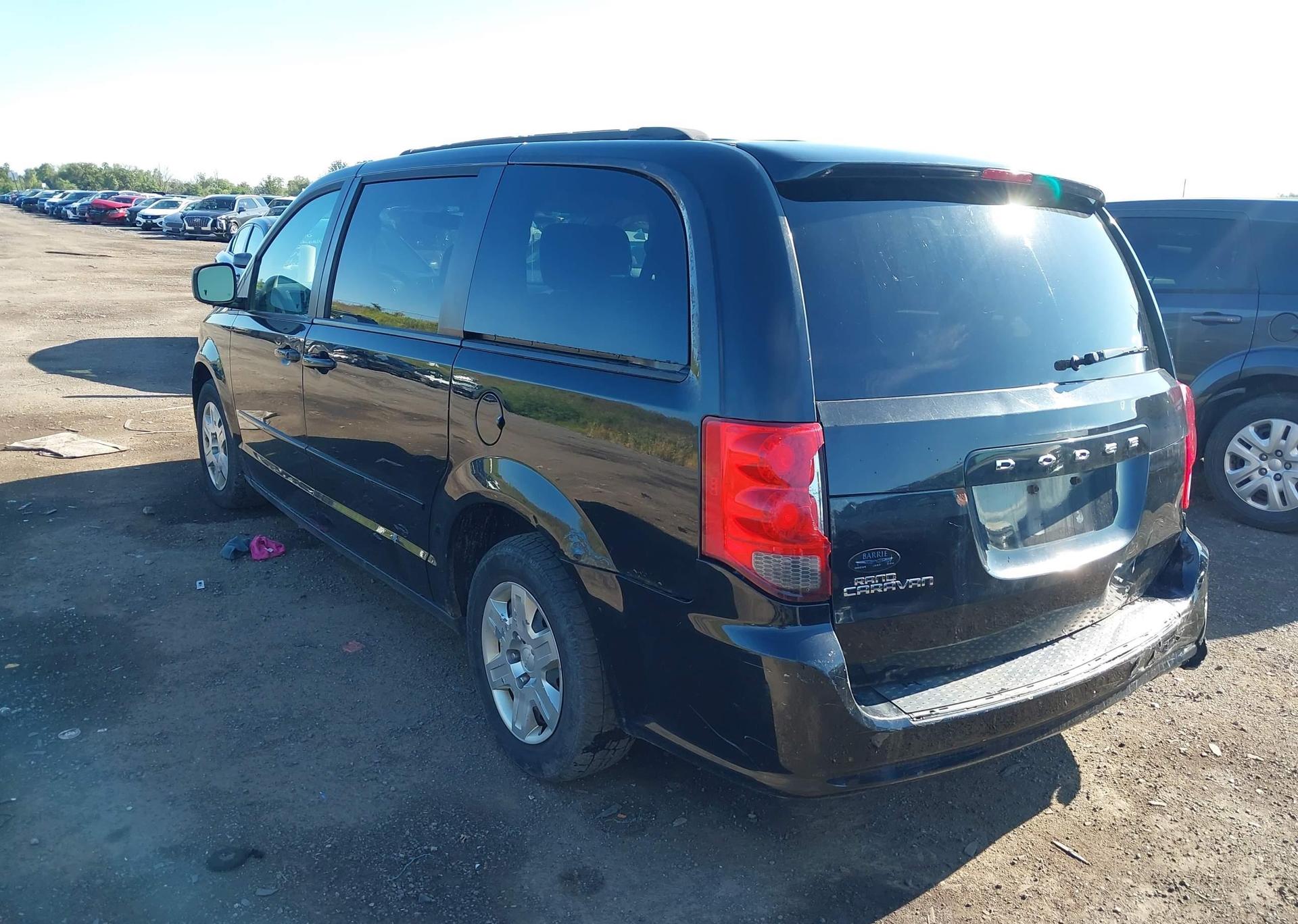2013 DODGE GRAND CARAVAN SE