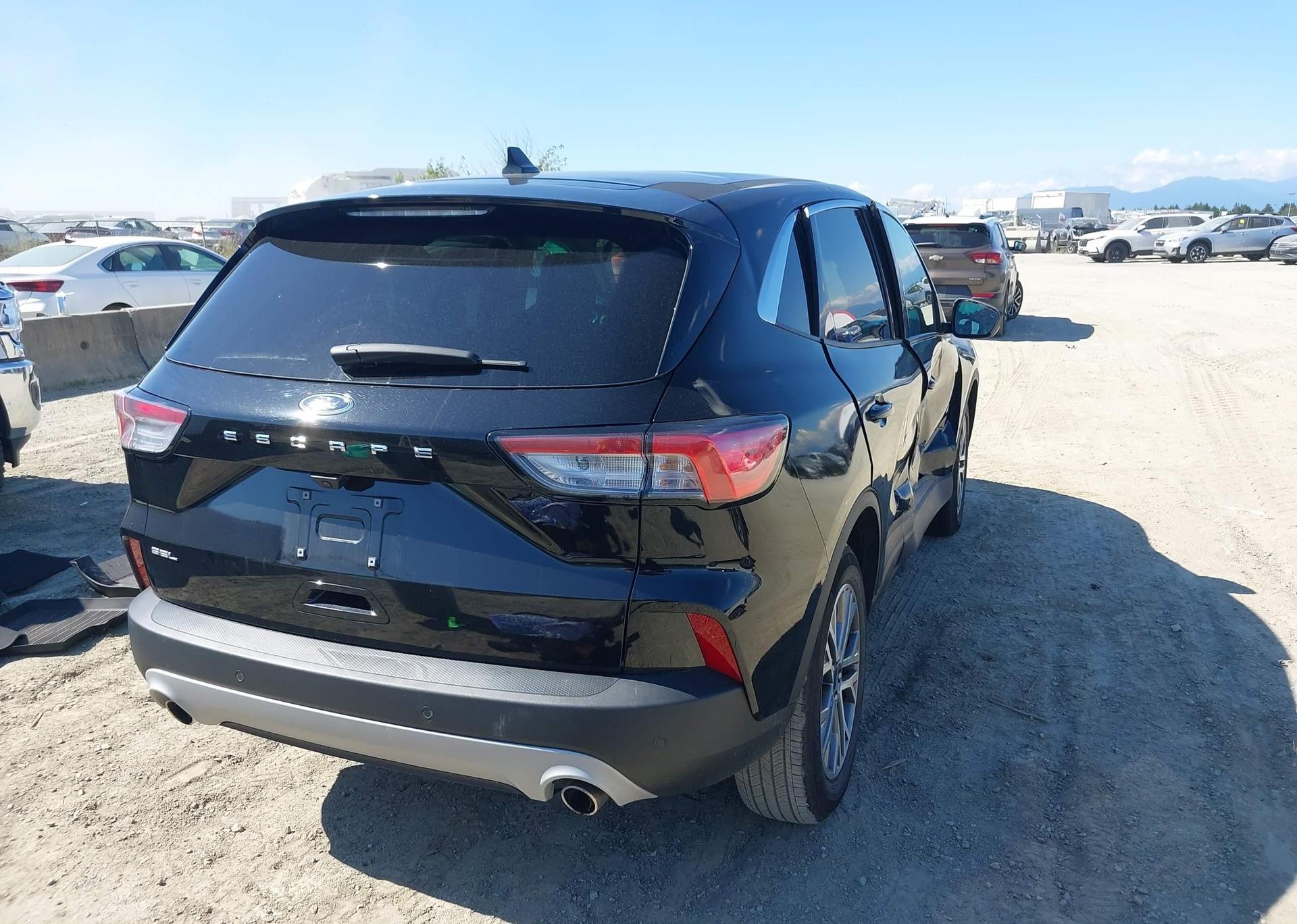 2022 FORD ESCAPE SEL