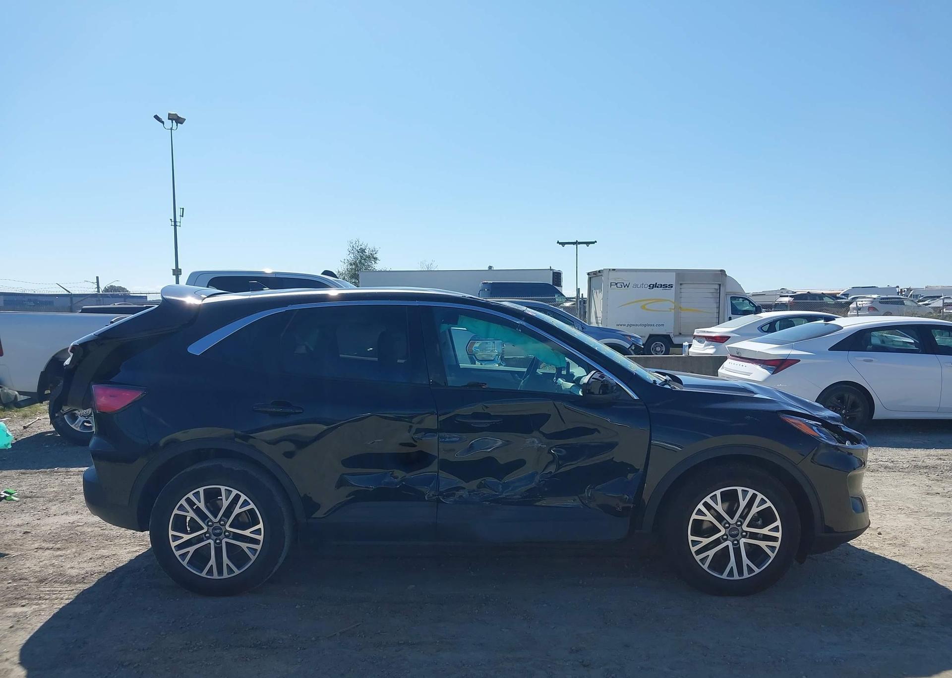 2022 FORD ESCAPE SEL