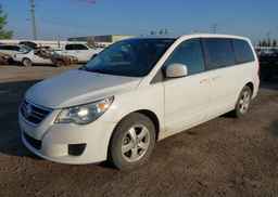 2010 VOLKSWAGEN ROUTAN SE