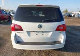 2010 VOLKSWAGEN ROUTAN SE