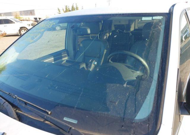 2010 VOLKSWAGEN ROUTAN SE