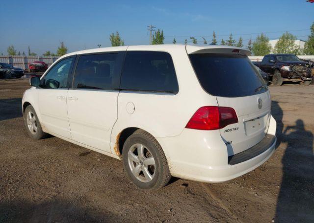 2010 VOLKSWAGEN ROUTAN SE