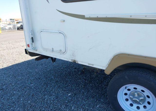 2012 FOREST RIVER EASI CARAVANE 23 Tracer
