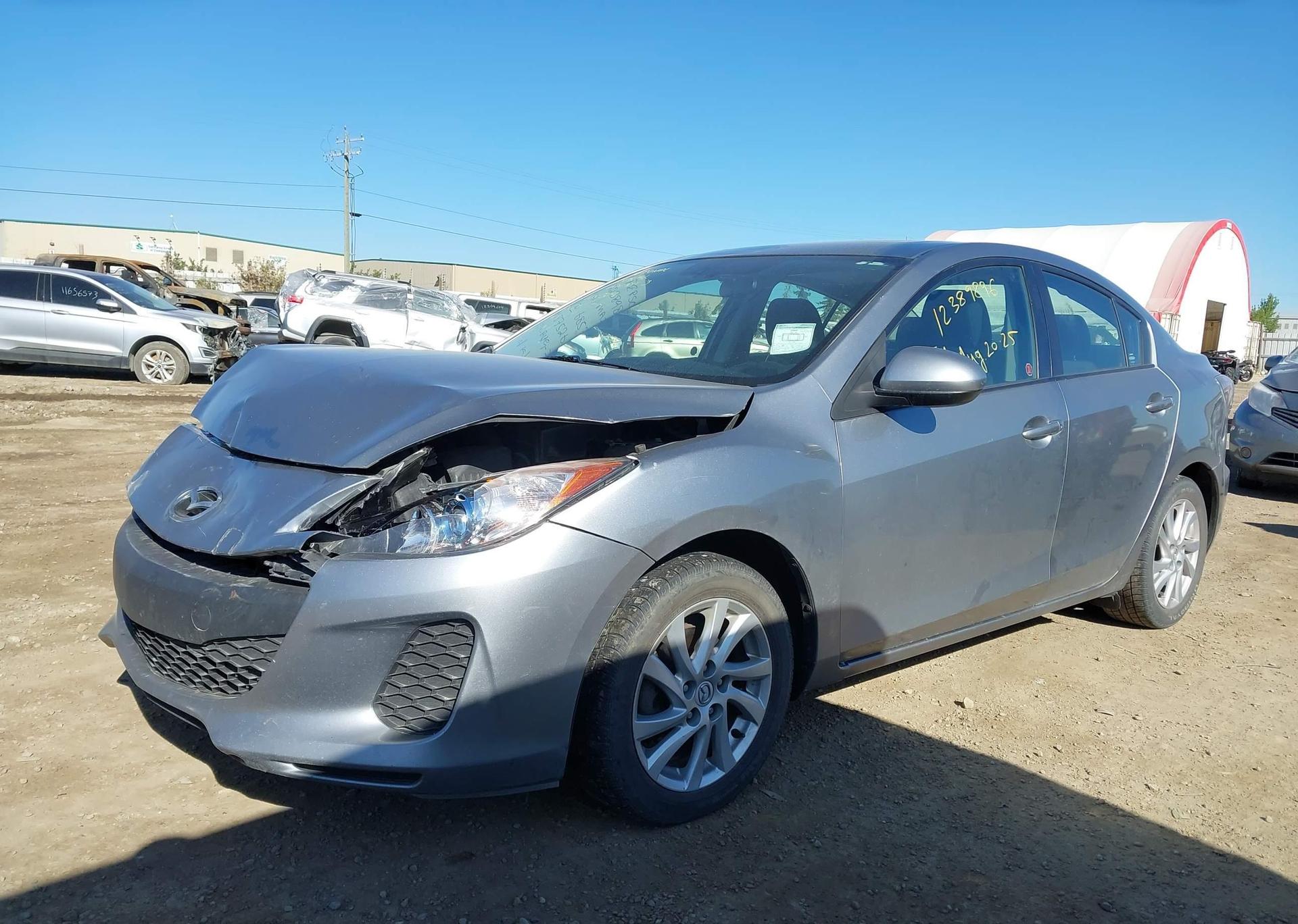 2012 MAZDA 3 I