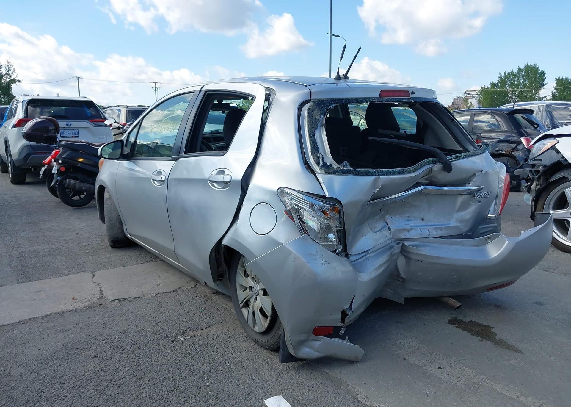 2013 TOYOTA YARIS