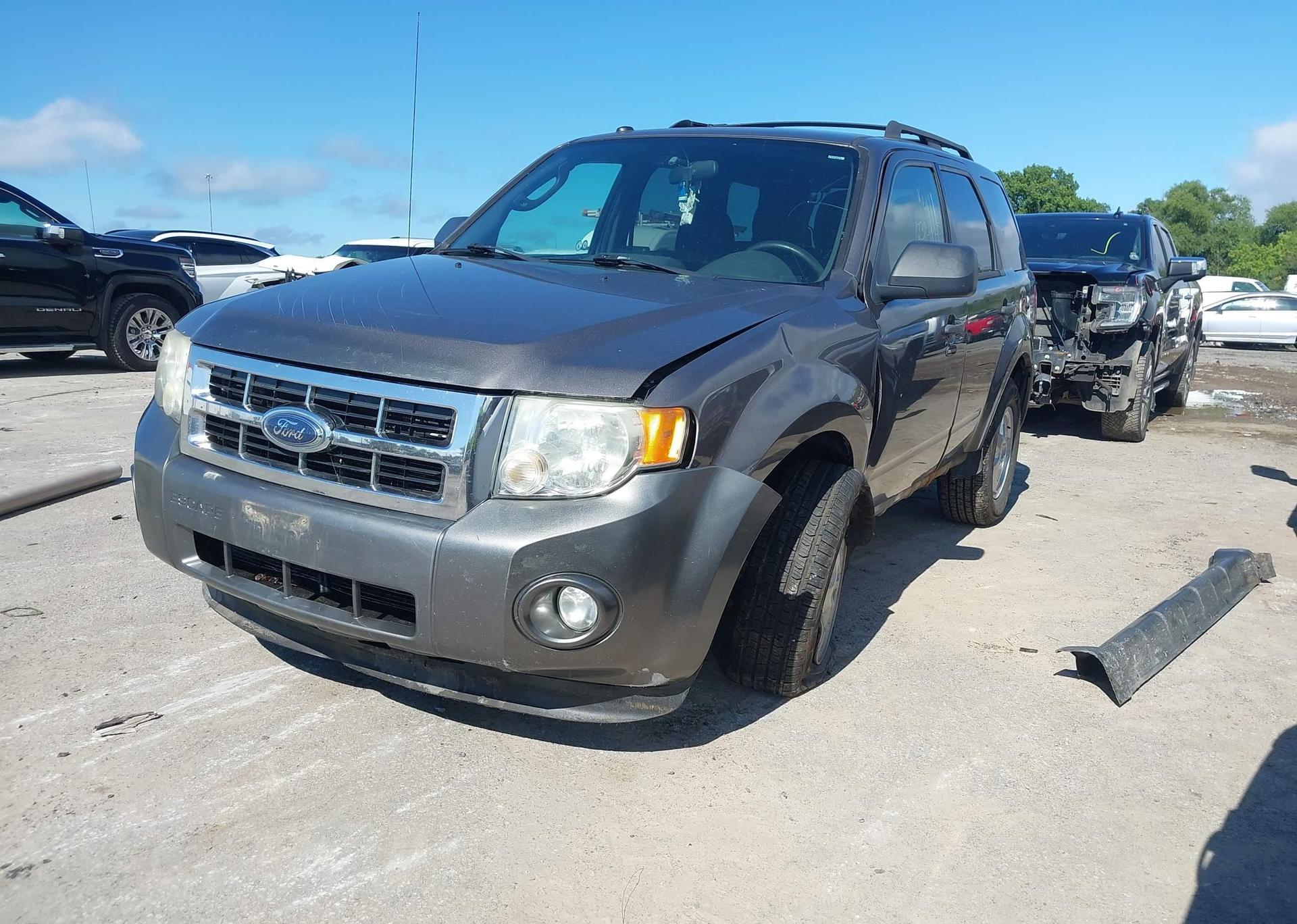 2010 FORD ESCAPE XLT