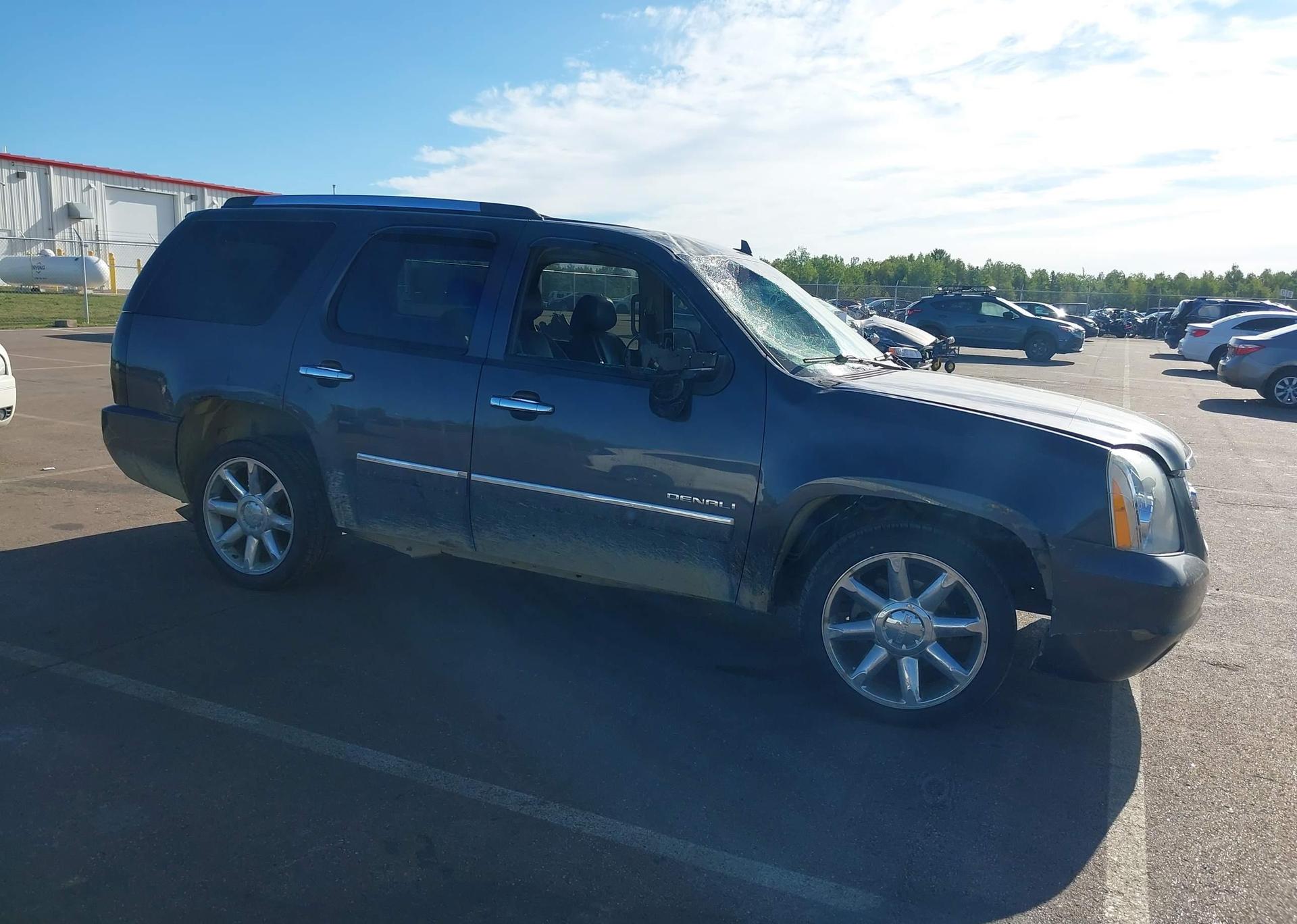 2010 GMC YUKON DENALI