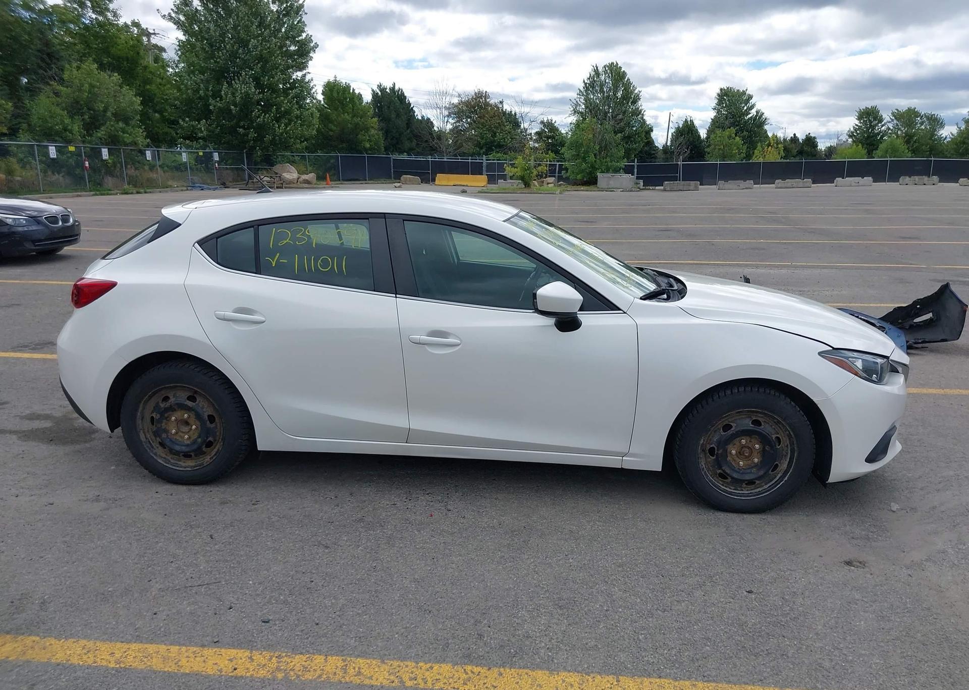 2014 MAZDA MAZDA3 GS-SKY