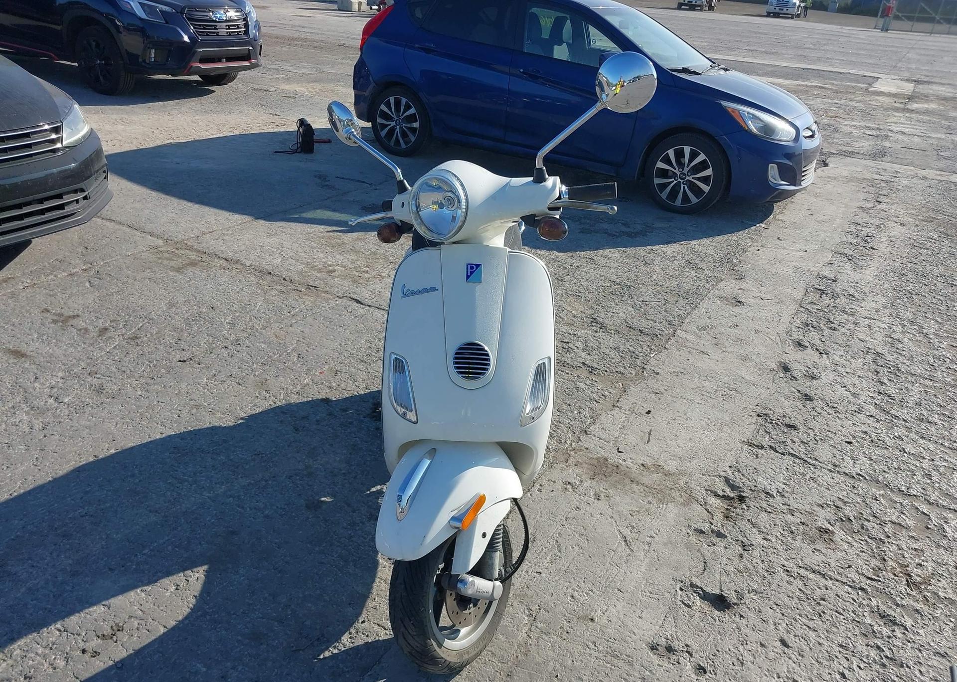2012 VESPA LX 50