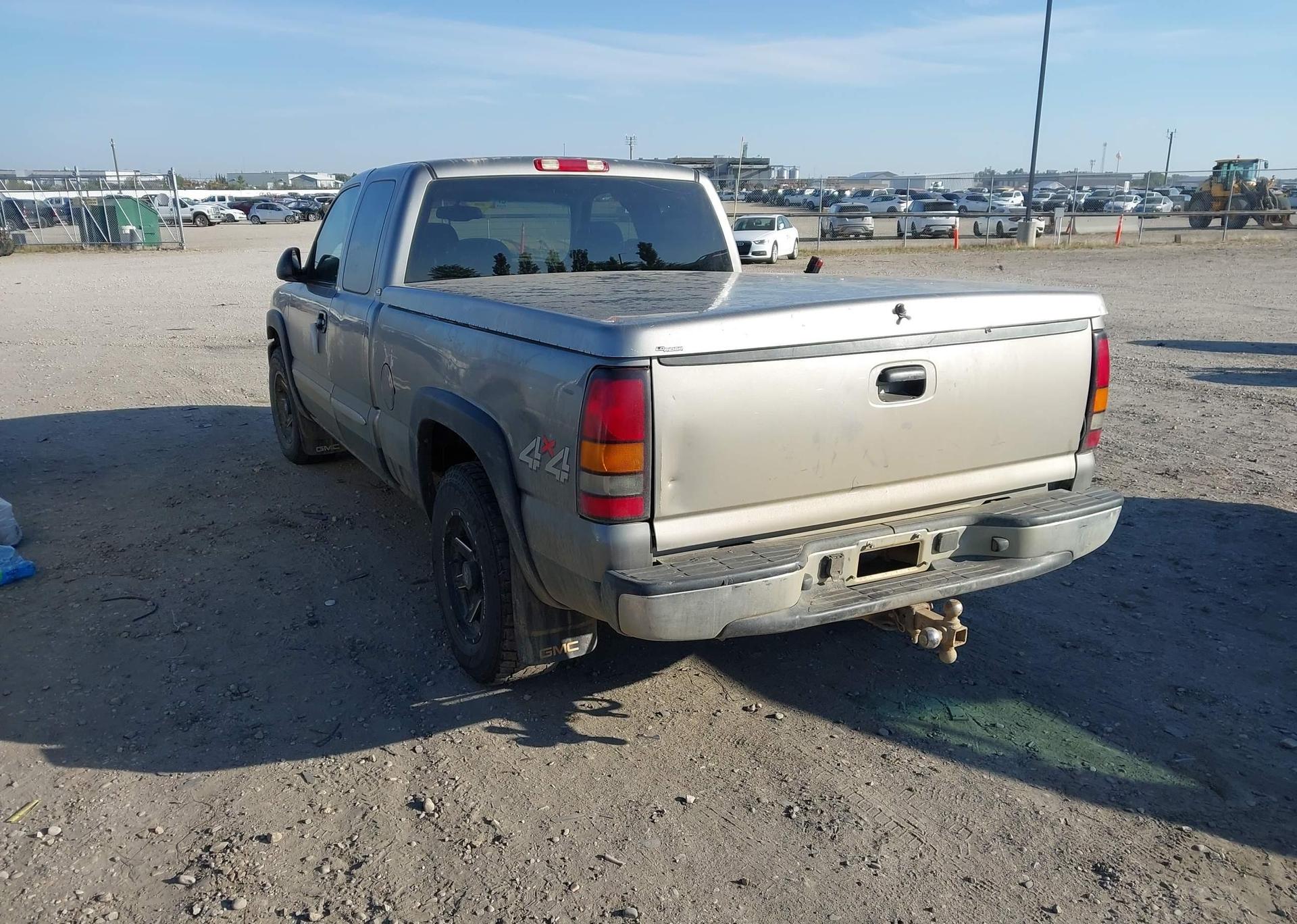 2006 GMC SIERRA 1500 SL