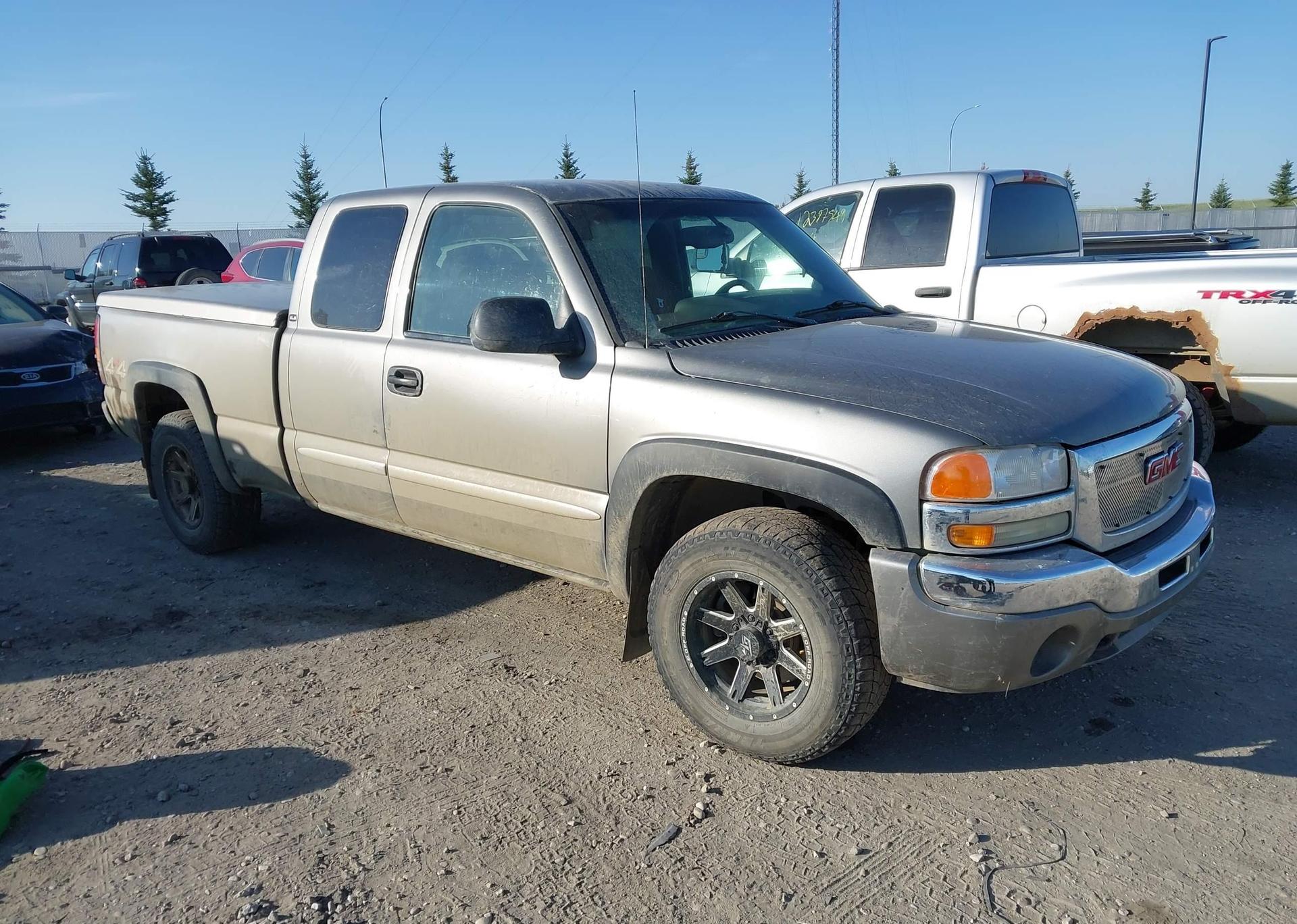 2006 GMC SIERRA 1500 SL