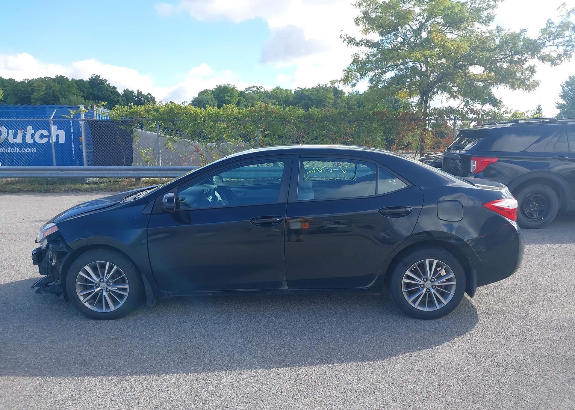 2014 TOYOTA COROLLA LE