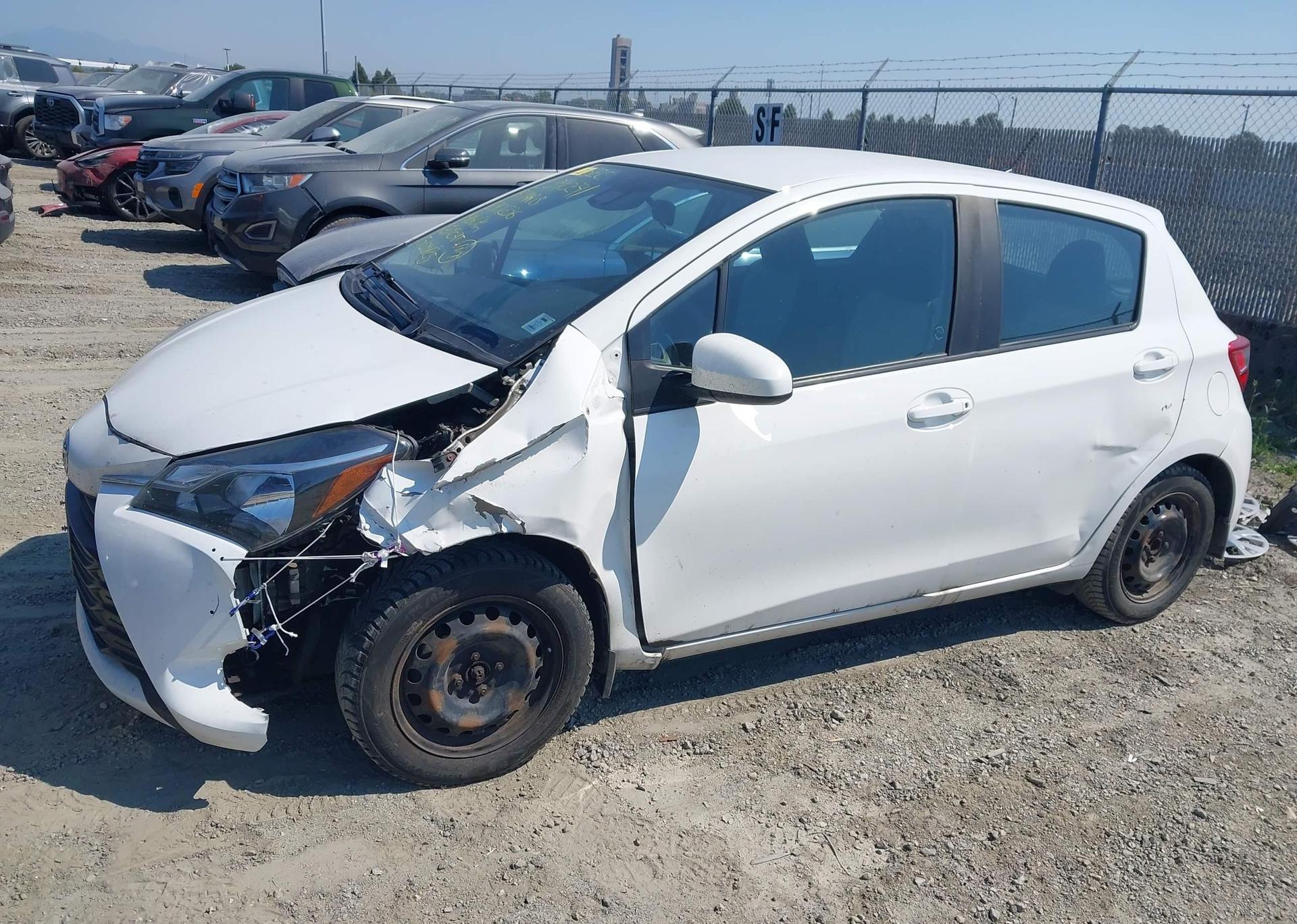 2019 TOYOTA YARIS LE