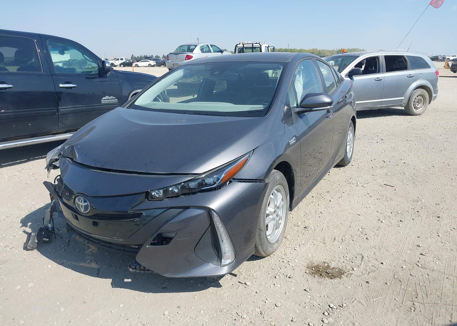 2022 TOYOTA PRIUS PRIME LE