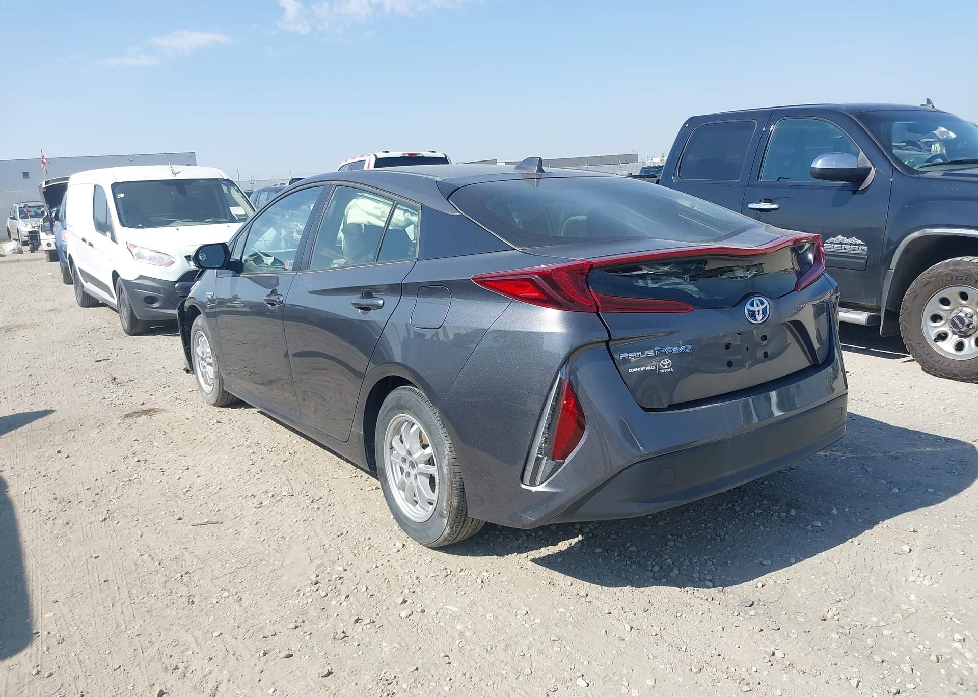 2022 TOYOTA PRIUS PRIME LE