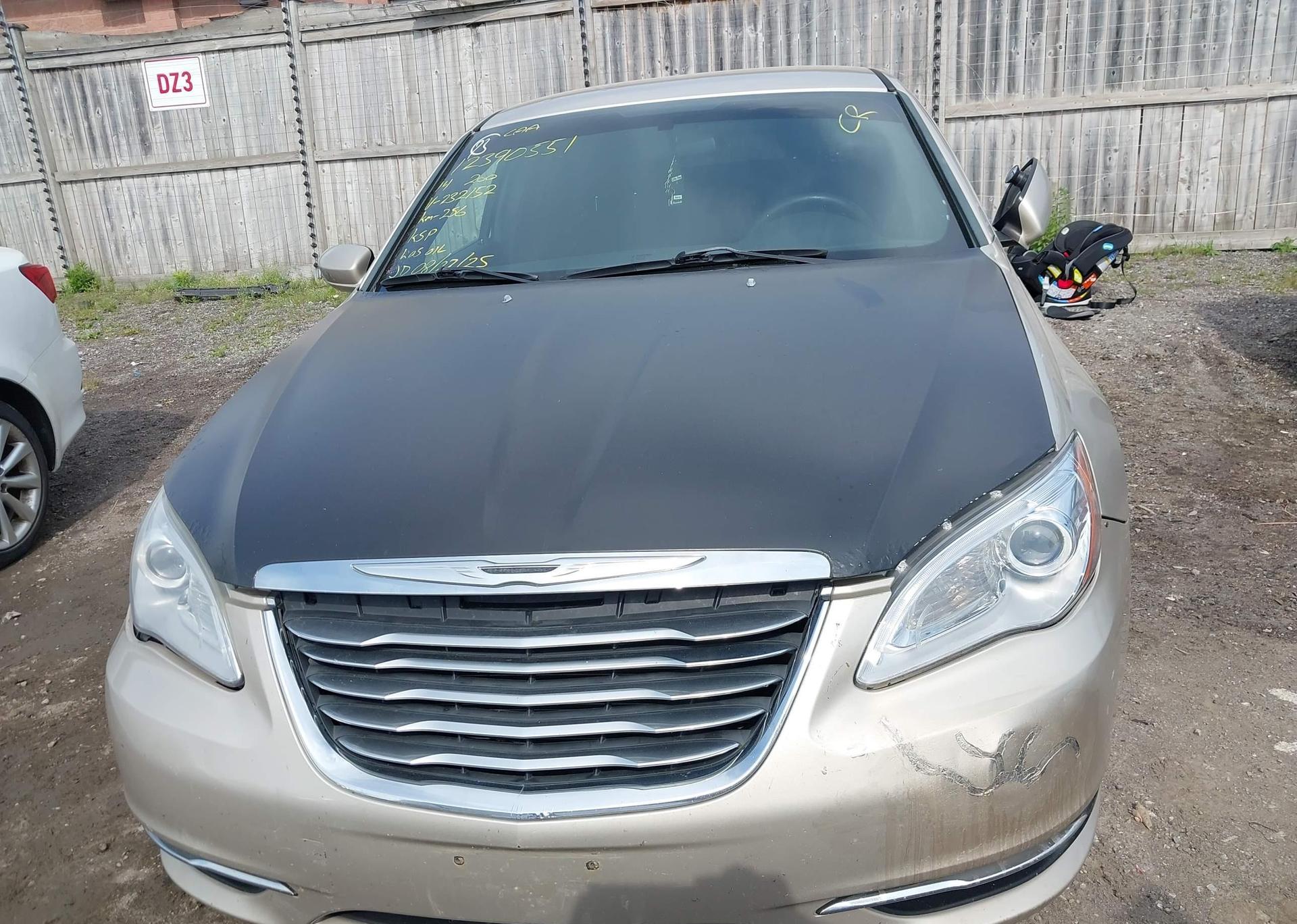 2014 CHRYSLER 200 LX