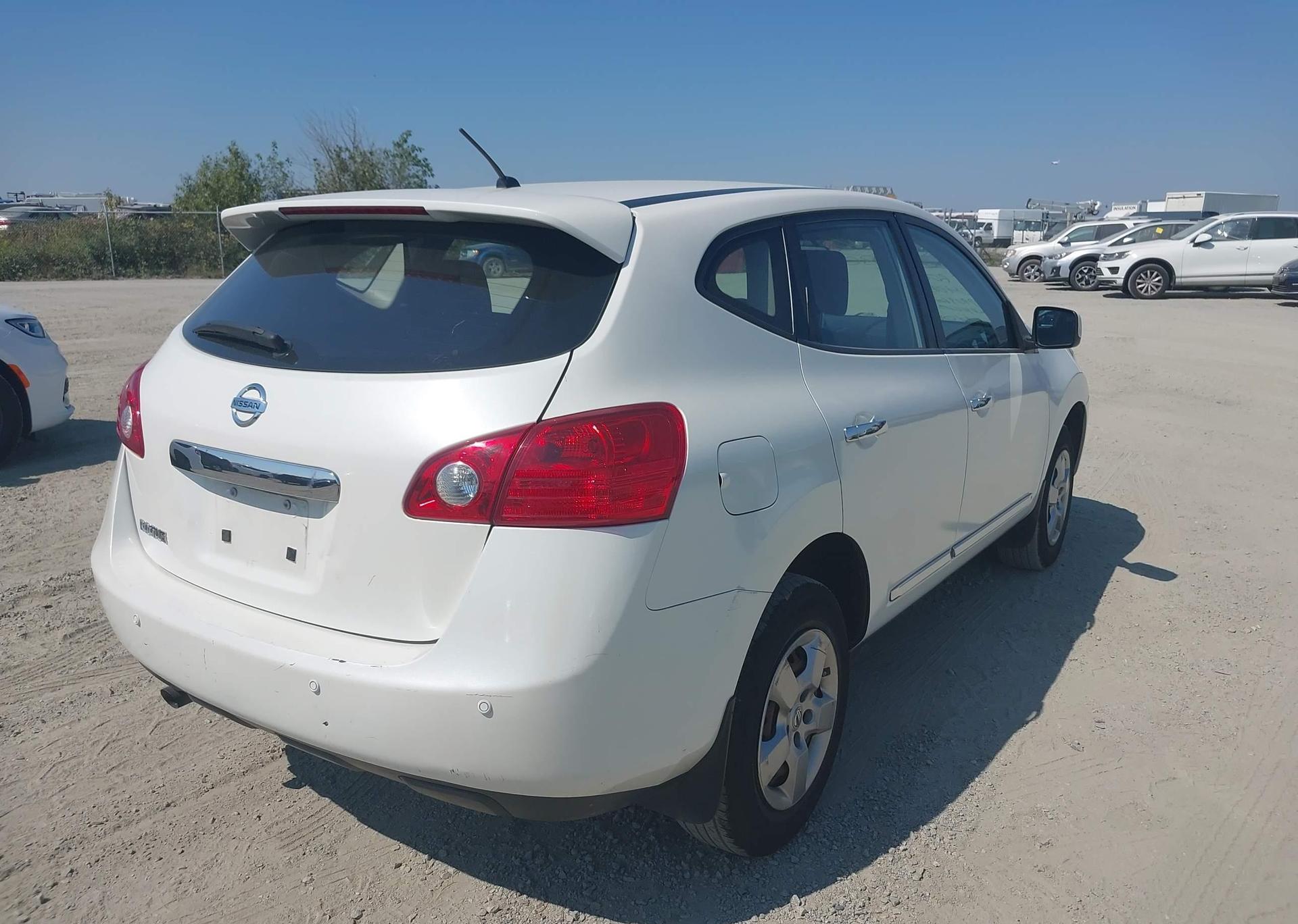 2013 NISSAN ROGUE S