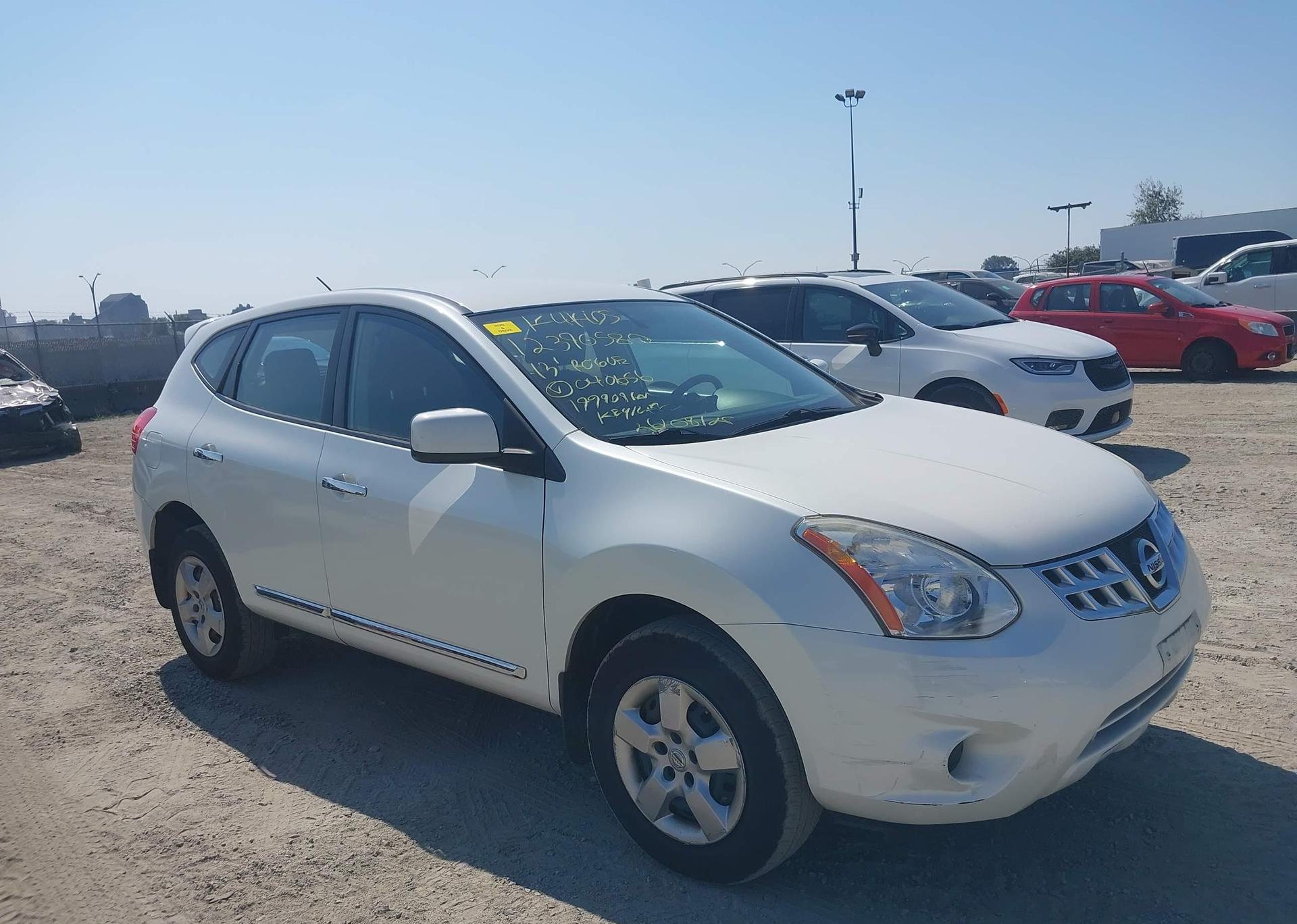 2013 NISSAN ROGUE S