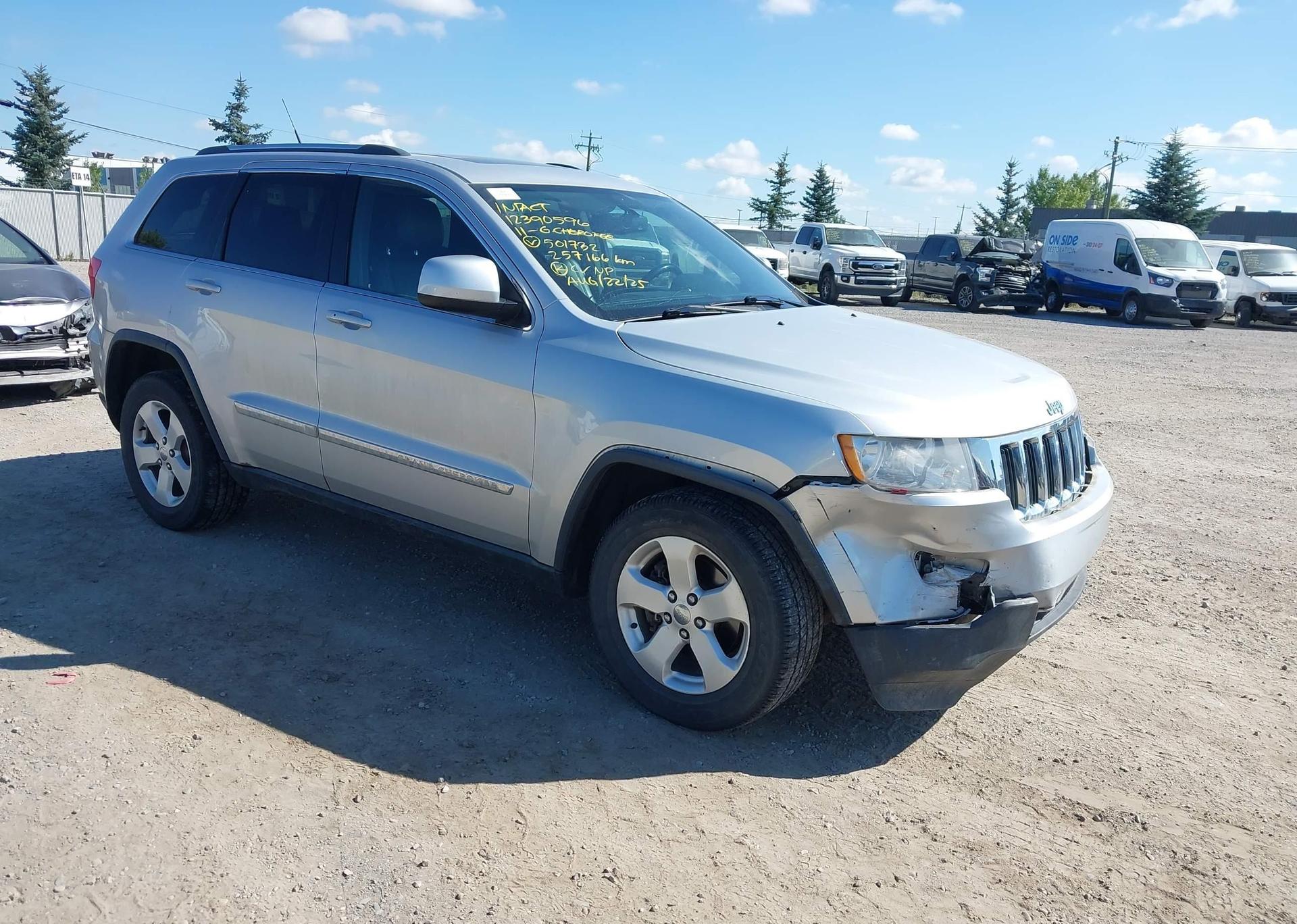 2011 JEEP GRAND CHEROKEE LAREDO