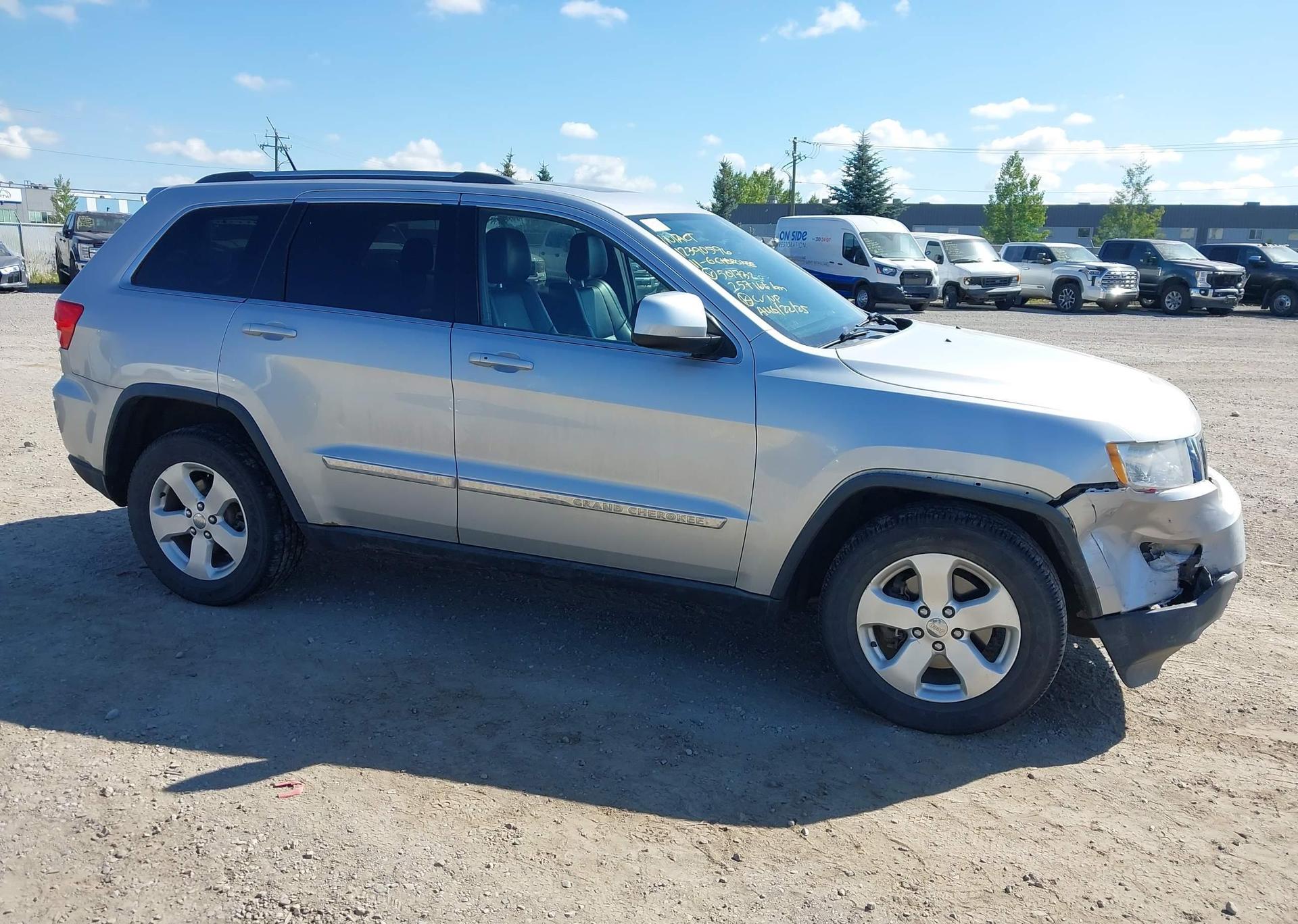 2011 JEEP GRAND CHEROKEE LAREDO