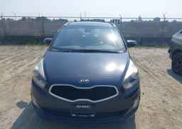 2015 KIA RONDO