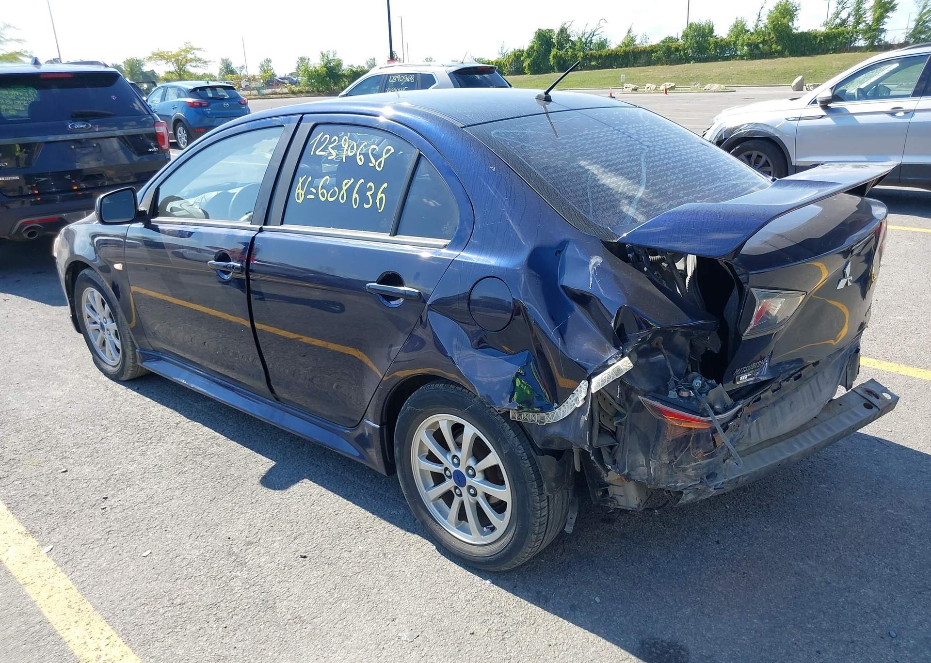2013 MITSUBISHI LANCER