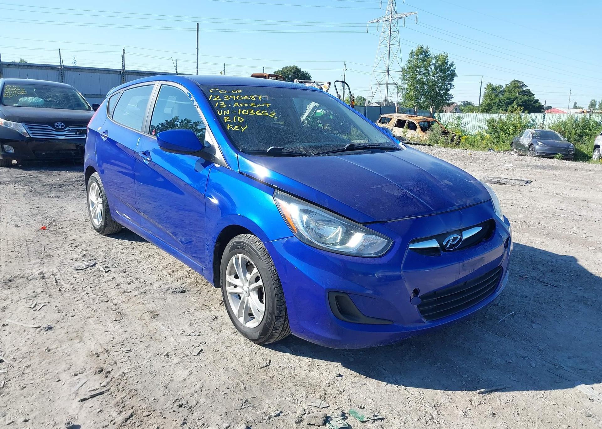 2013 HYUNDAI ACCENT GL