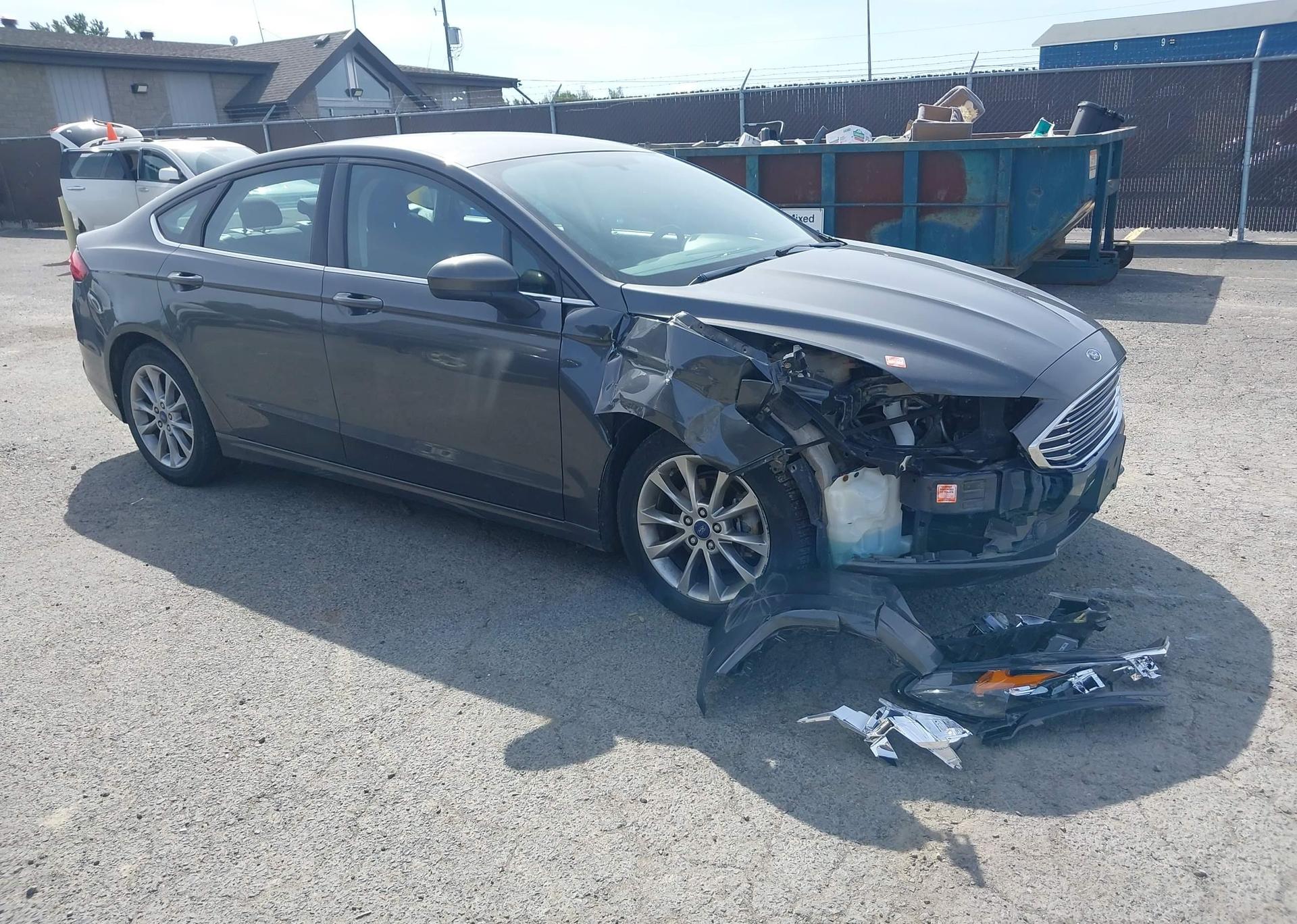 2017 FORD FUSION SE