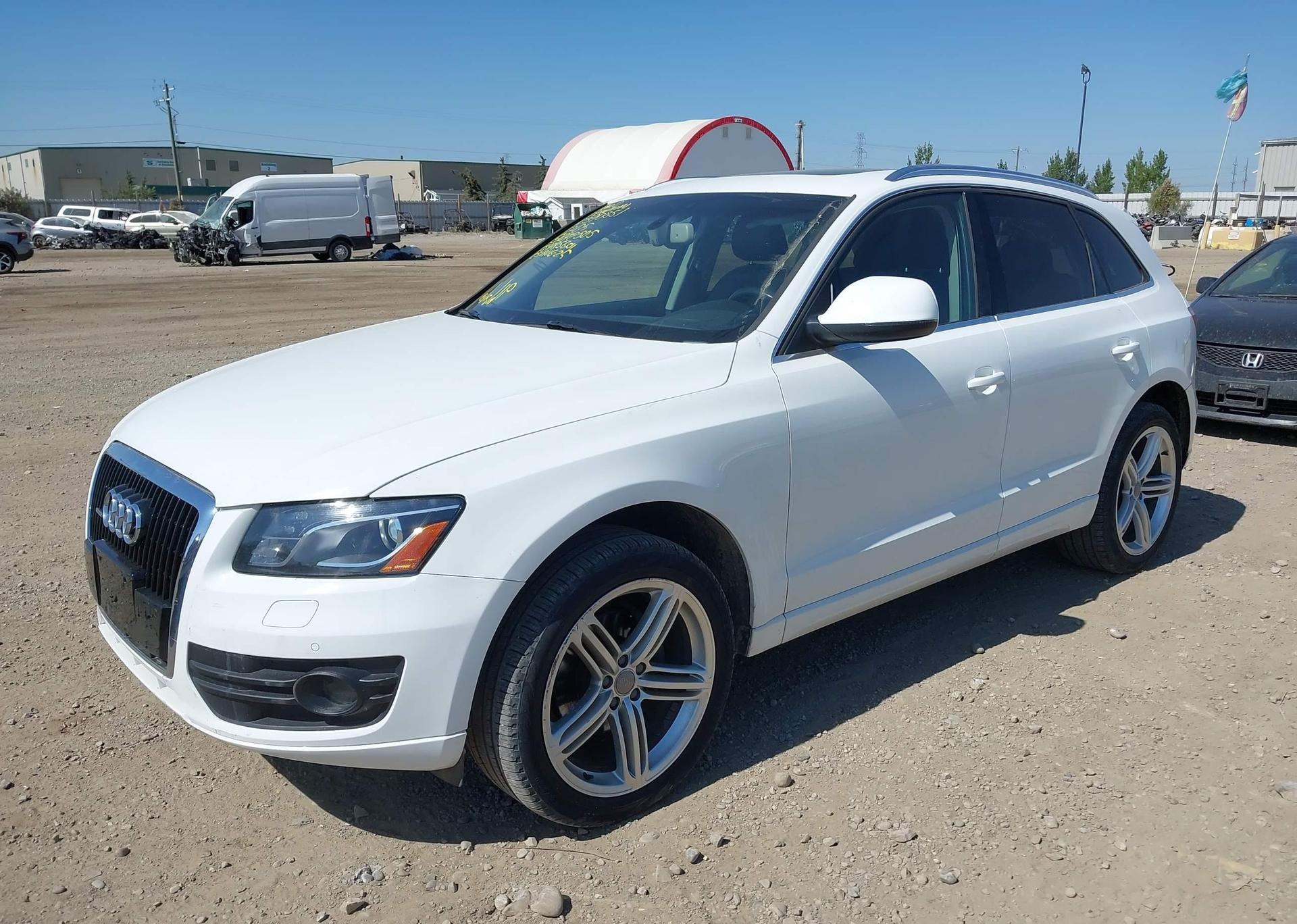 2012 AUDI Q5 3.2 PREMIUM