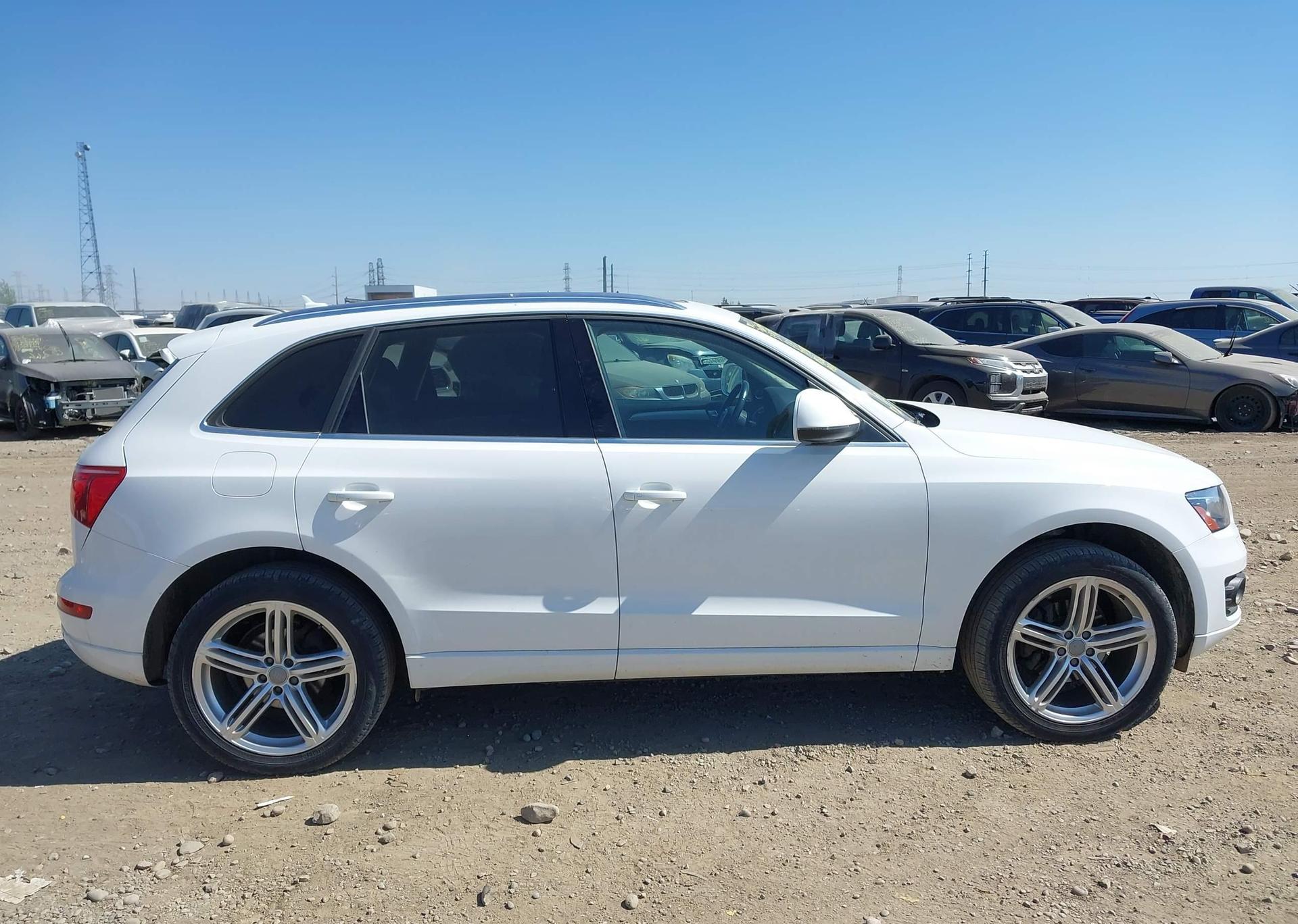 2012 AUDI Q5 3.2 PREMIUM