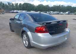 2013 DODGE AVENGER SE