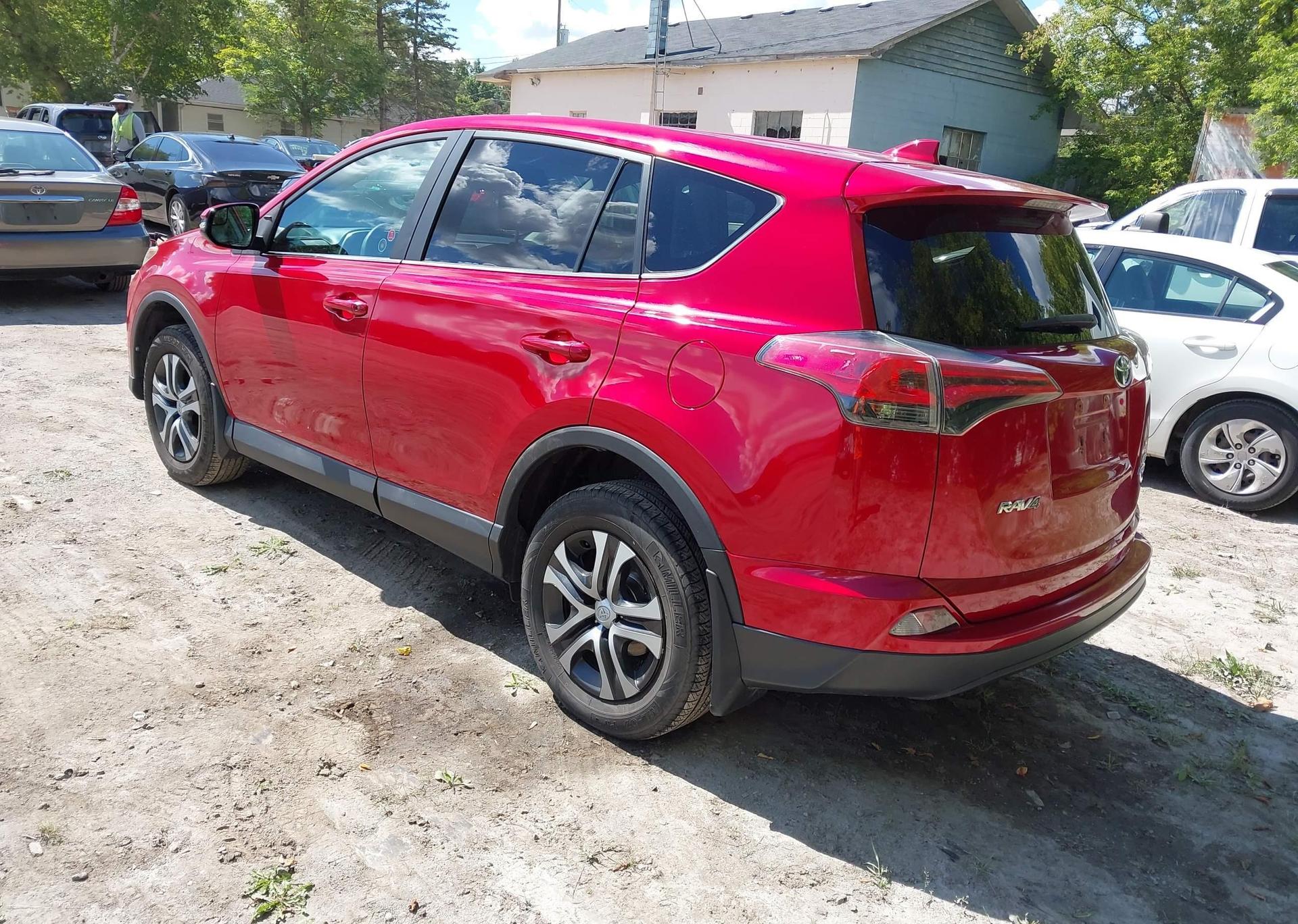 2016 TOYOTA RAV4 LE