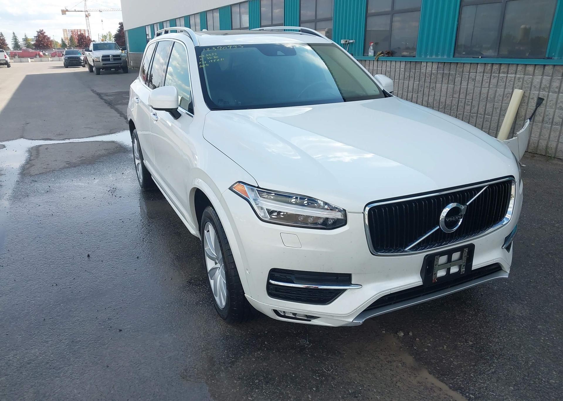 2016 VOLVO XC90 T6