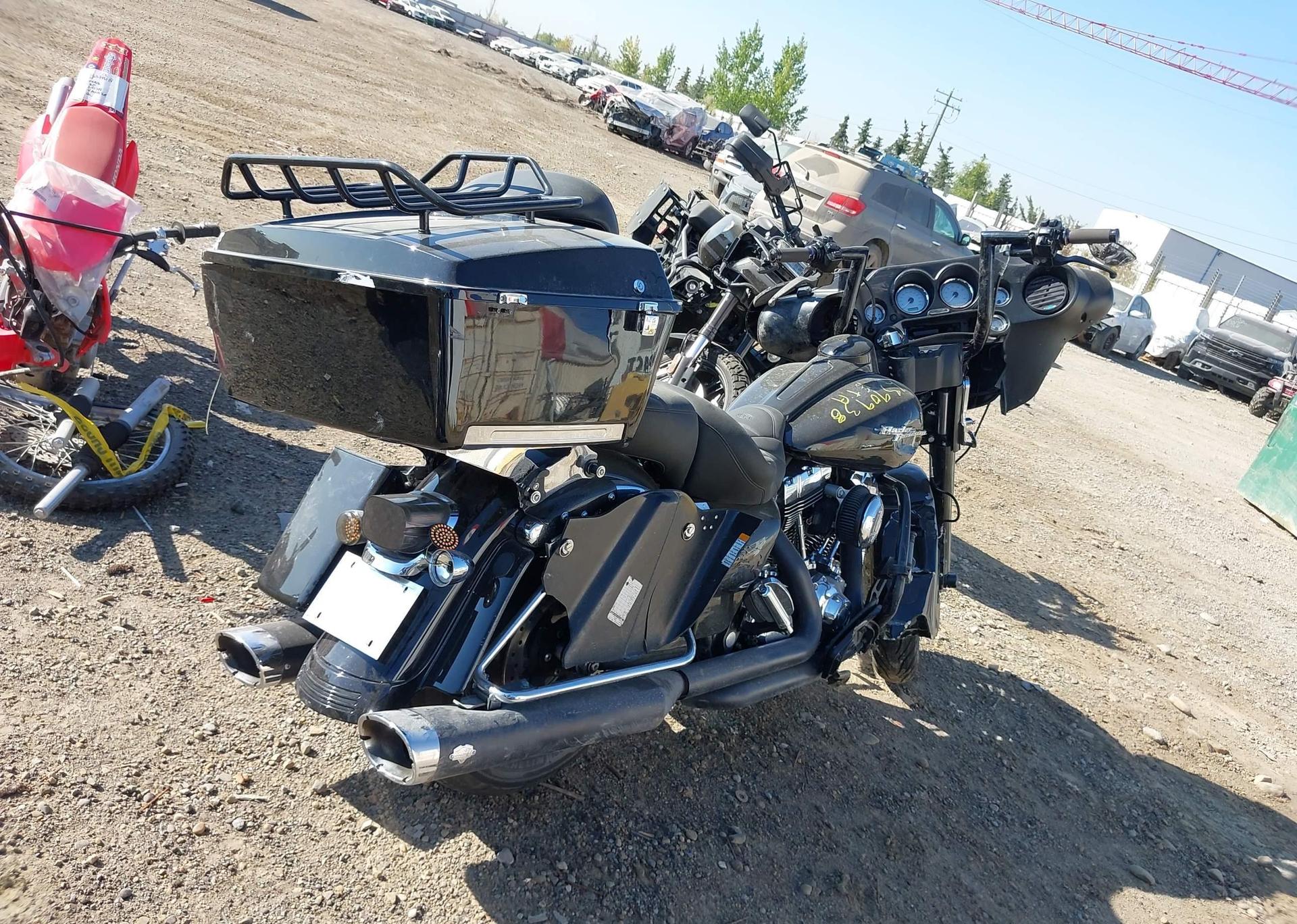 2009 HARLEY-DAVIDSON FLHX