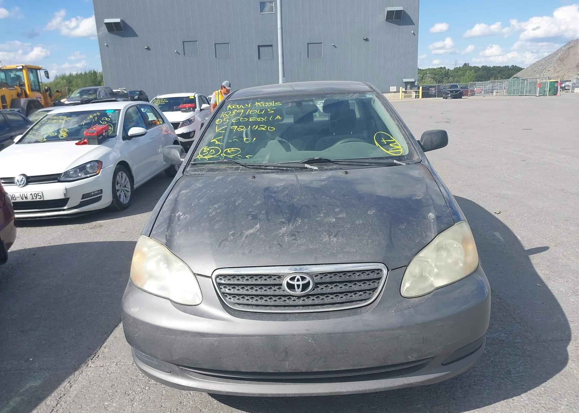 2005 TOYOTA COROLLA CE