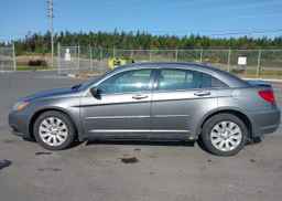 2013 CHRYSLER 200 LX