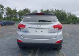 2010 HYUNDAI TUCSON GL