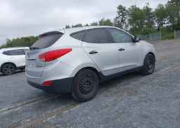 2010 HYUNDAI TUCSON GL