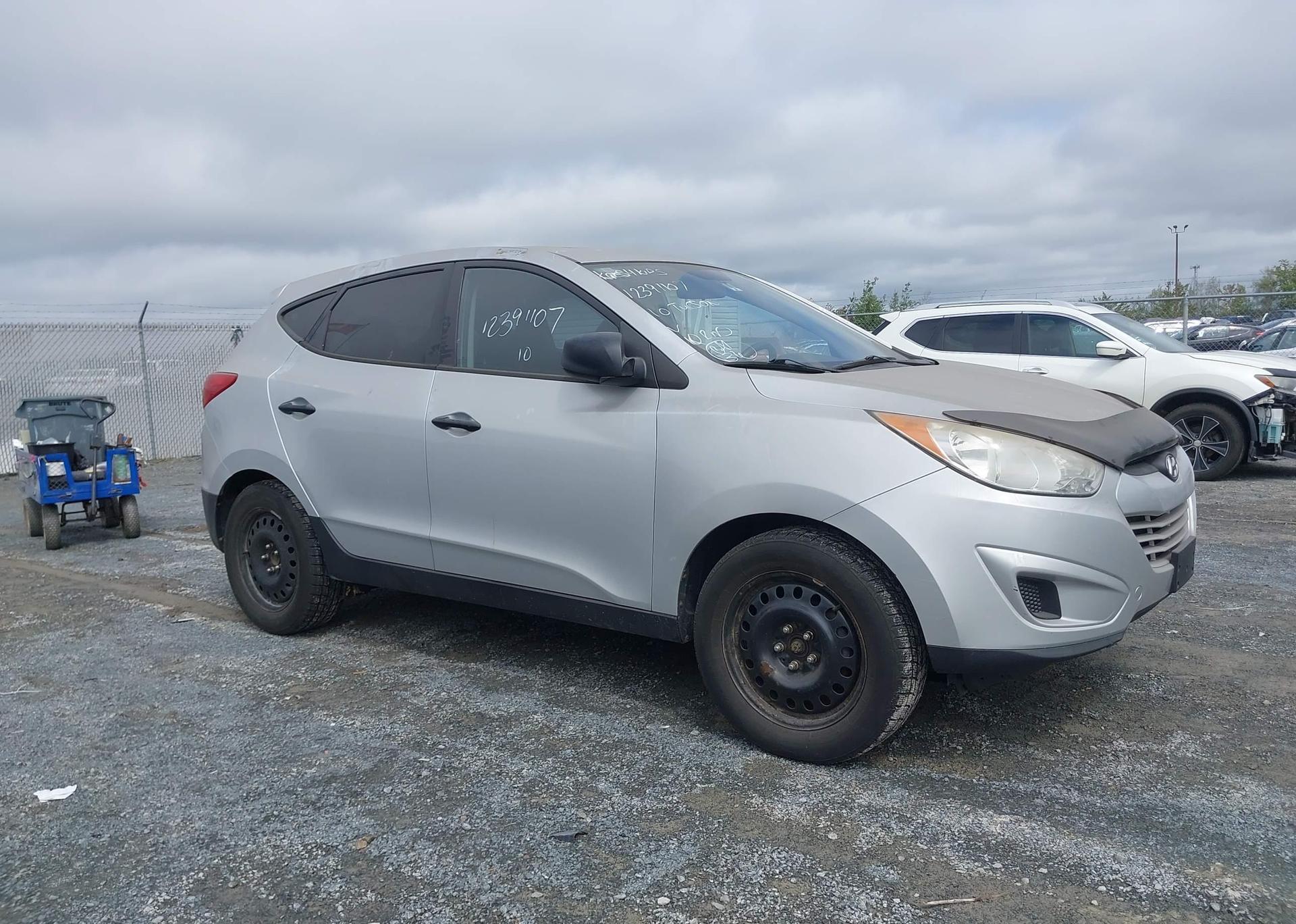 2010 HYUNDAI TUCSON GL