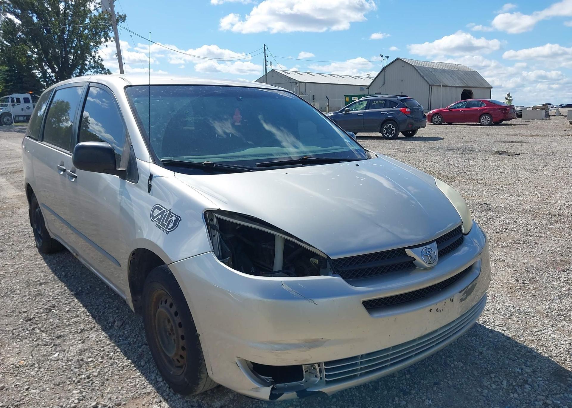 2005 TOYOTA SIENNA CE