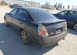 2002 NISSAN ALTIMA 2.5 SL