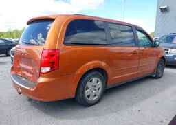 2011 DODGE GRAND CARAVAN EXPRESS