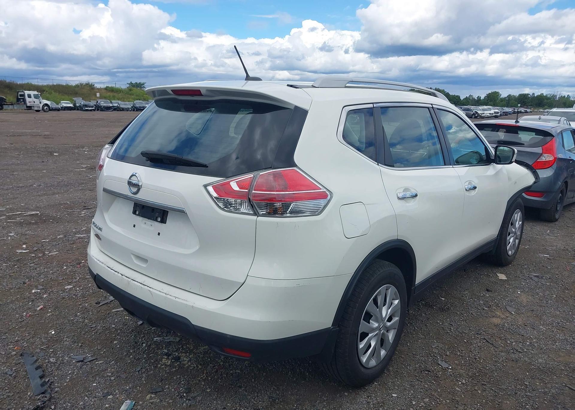 2016 NISSAN ROGUE S