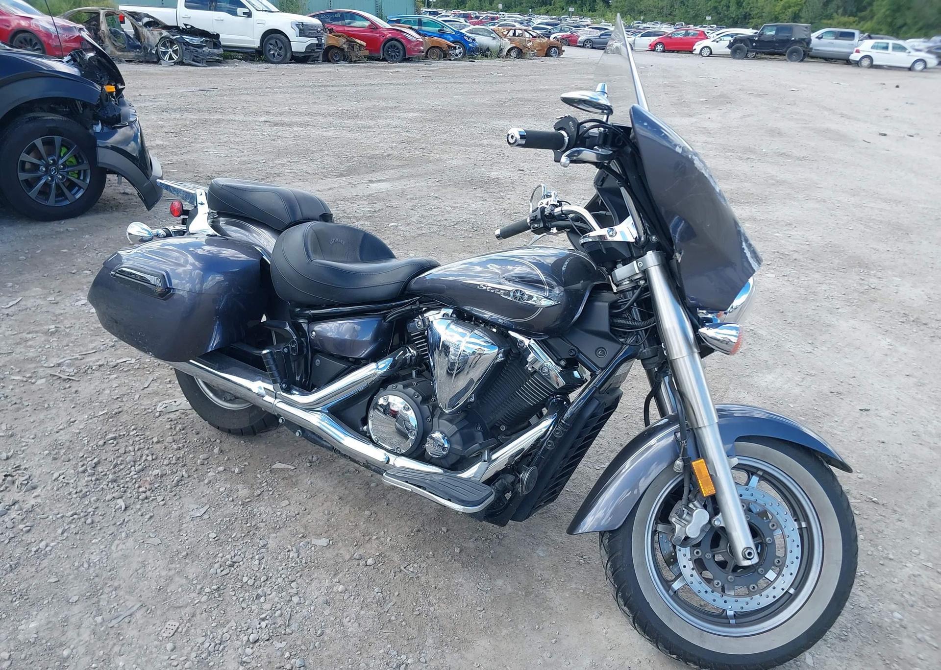 2014 YAMAHA XVS1300 CT
