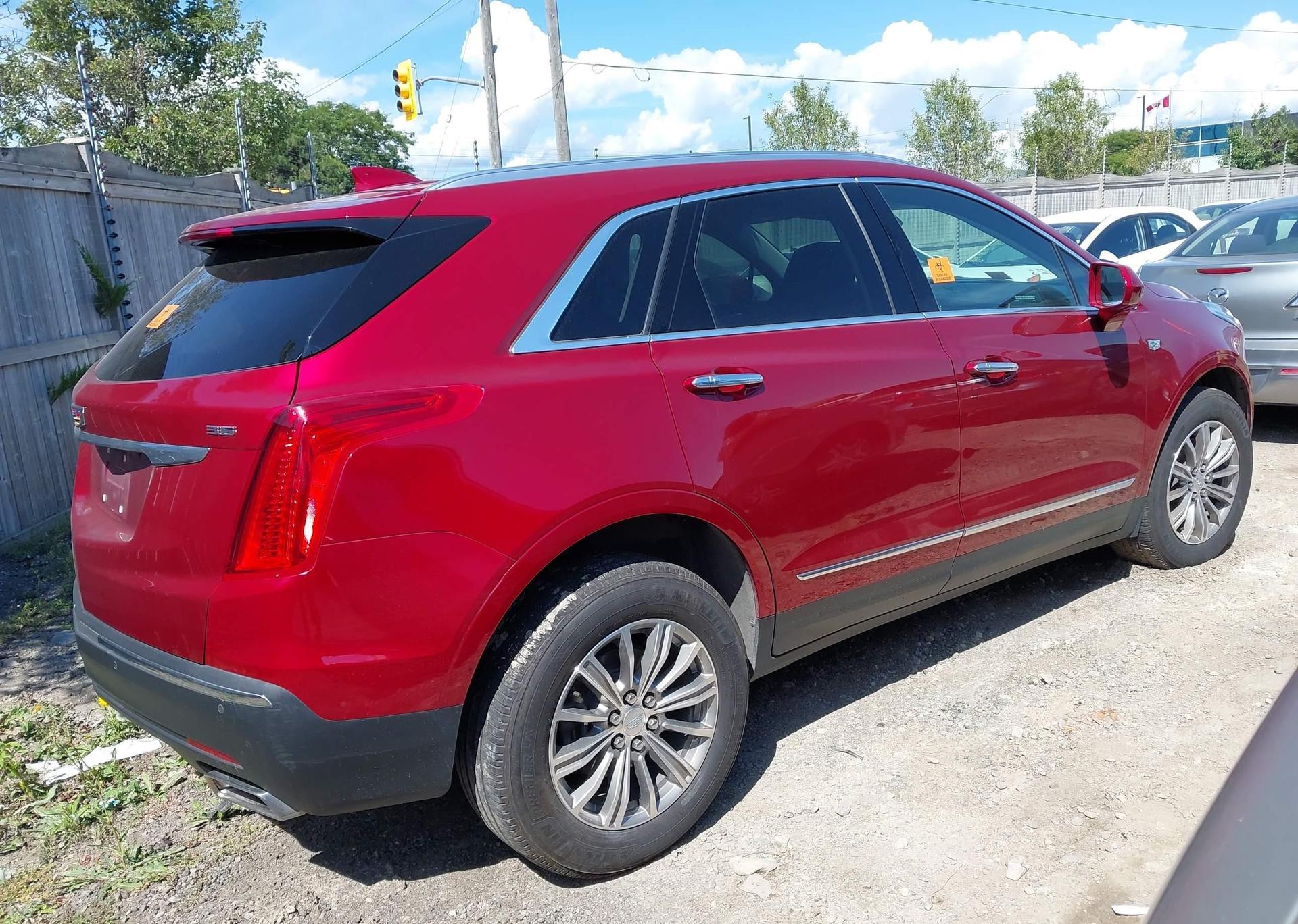 2019 CADILLAC XT5 LUXURY