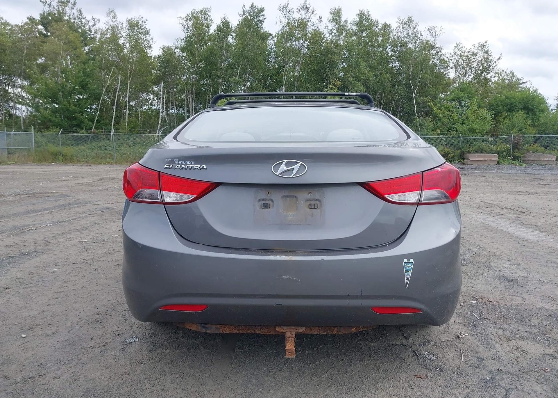 2011 HYUNDAI ELANTRA GLS