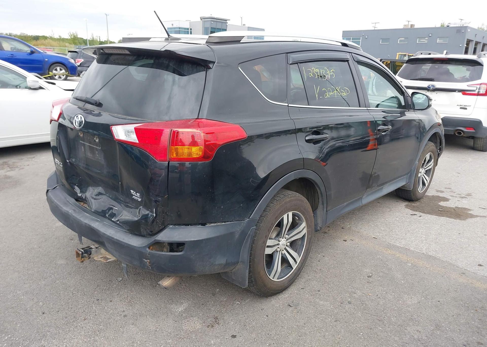 2014 TOYOTA RAV4 XLE