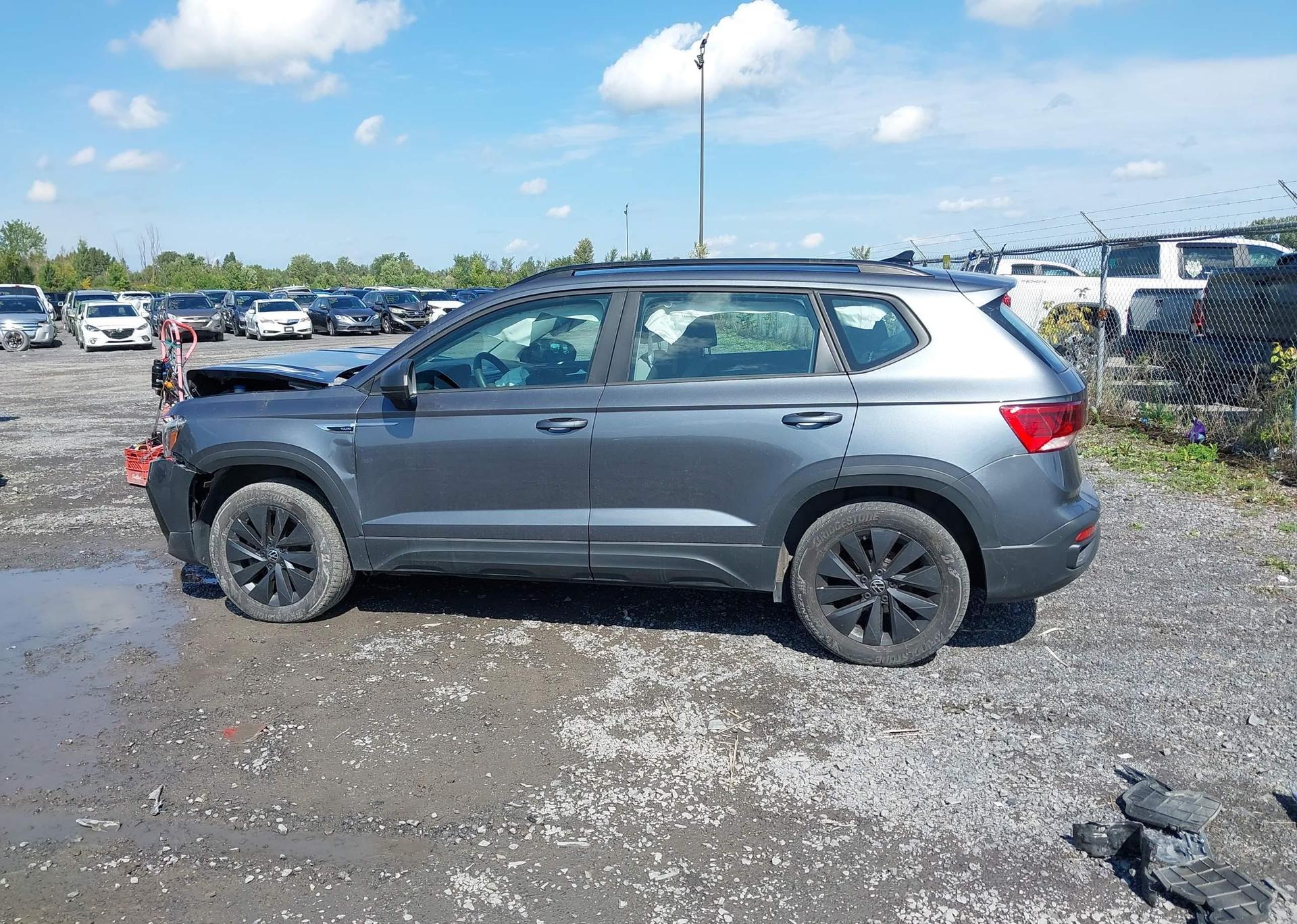 2022 VOLKSWAGEN TAOS TRENDLINE